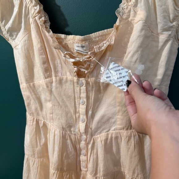 URBAN OUTFITTERS Lily Cream Tie-Front Playsuit Romper Cottagecore Whimsy Lace - Picture 9 of 11